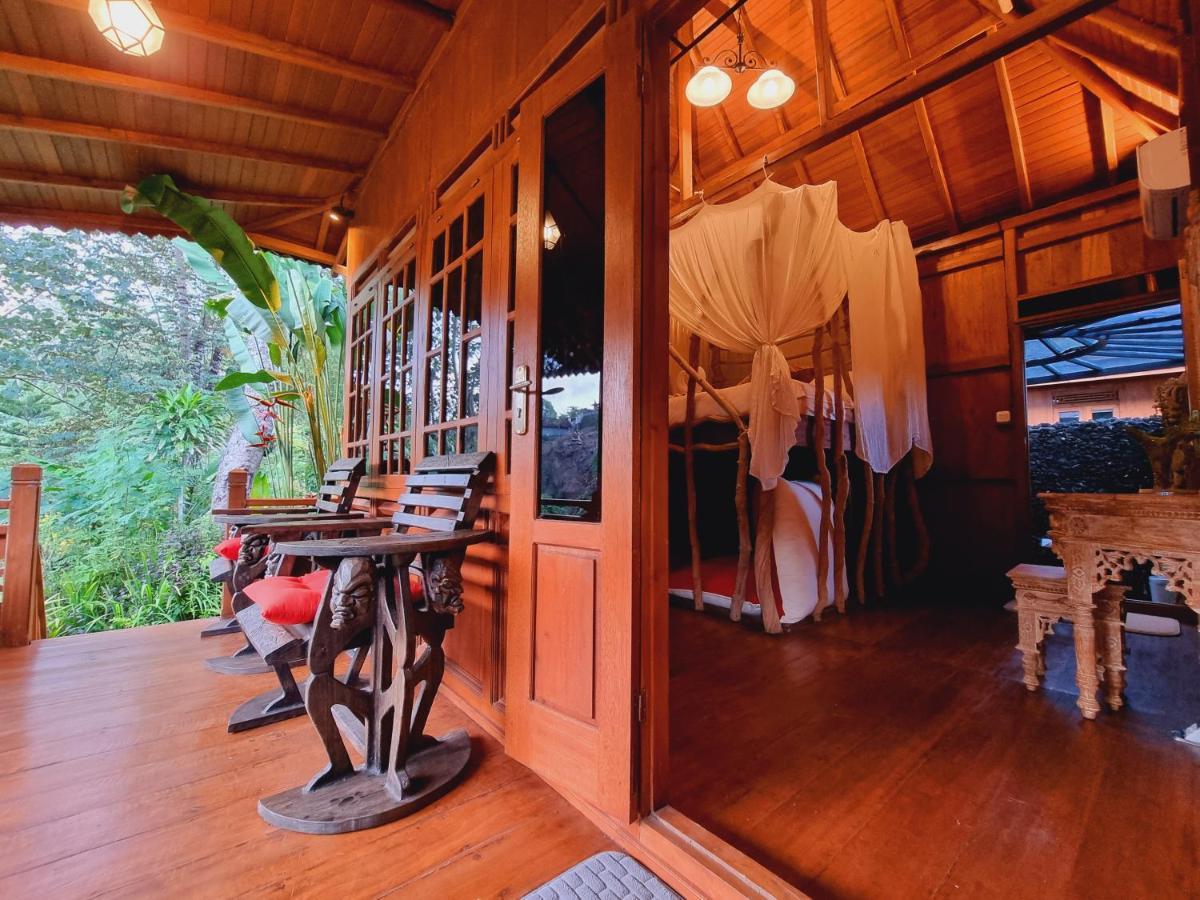 Avalon Ubud Castle & Spa Экстерьер фото