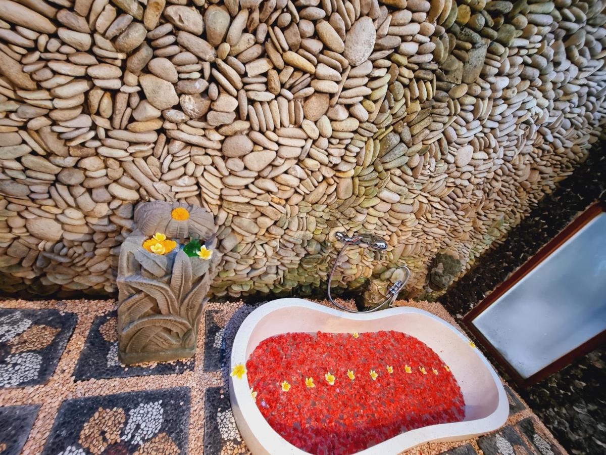 Avalon Ubud Castle & Spa Экстерьер фото