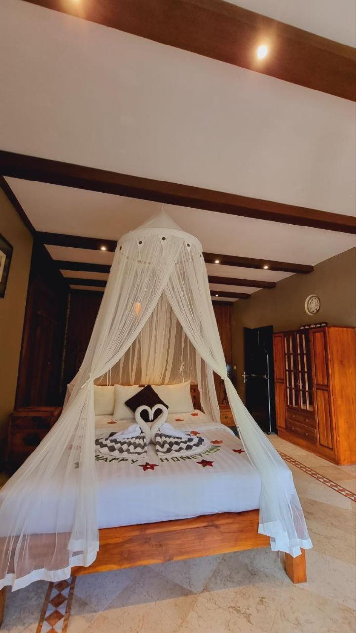 Avalon Ubud Castle & Spa Экстерьер фото